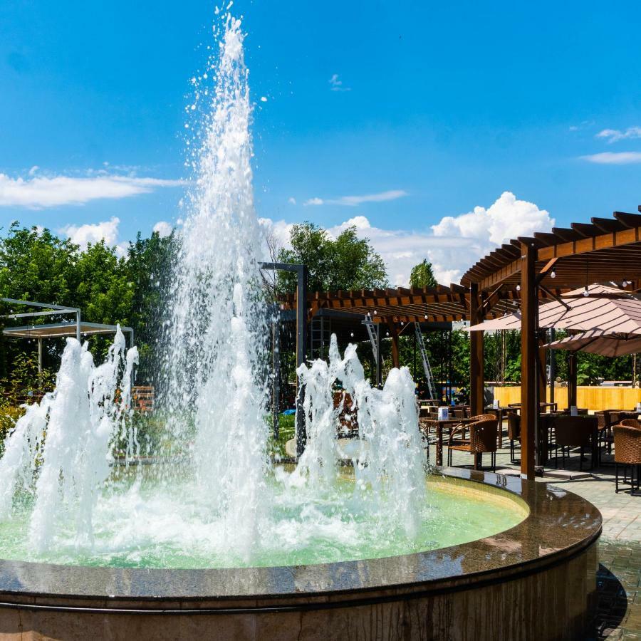 Alpen Park Hotel Shymkent Luaran gambar